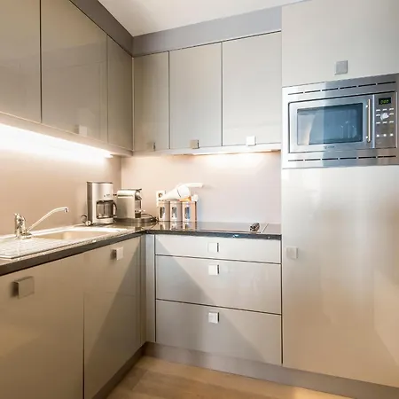 Ocean View Center 2-bedroom